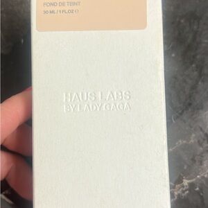 Haus Labs By Lady Gaga Foundation - Elegant White Packaging